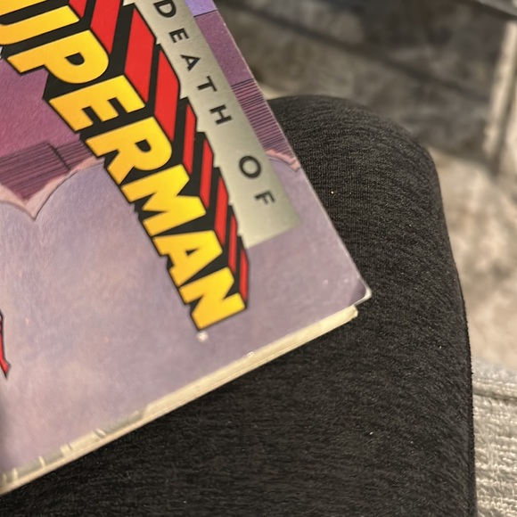 The Death of Superman 1993 DC Comics 1st Printing - Picture 13 of 13